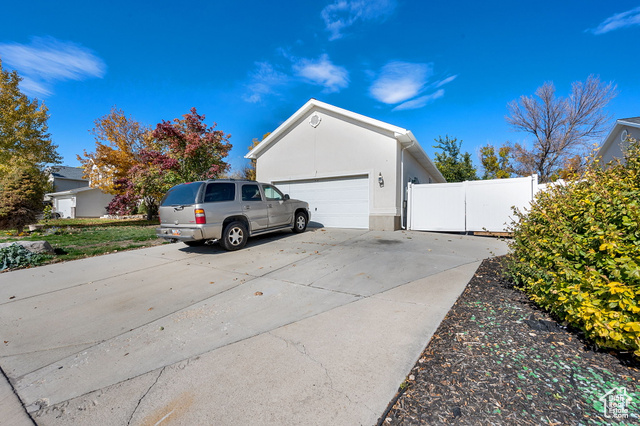 Photo 4 for MLS #2119464 at 154 E Cove Rd