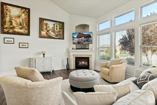 Photo 11 for MLS #2119469 at 14397 S Logan Falls Ln