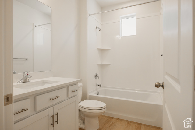 Photo 5 for MLS #2119470 at 247 E 1825 North #5