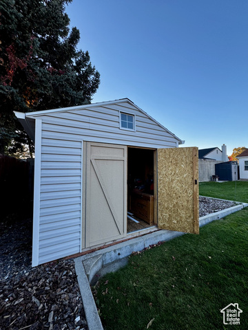 Photo 16 for MLS #2119474 at 532 E 650 South