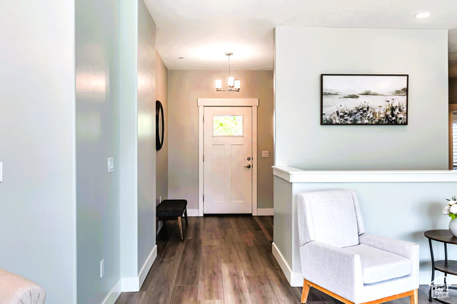 Photo 4 for MLS #2119475 at 898 N Burke Ln