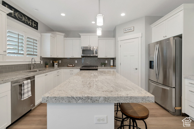 Photo 11 for MLS #2119475 at 898 N Burke Ln