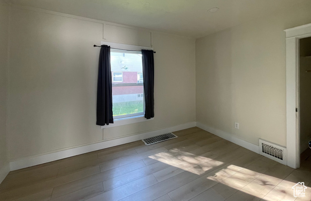 Photo 9 for MLS #2119477 at 3430 Lincoln Ave