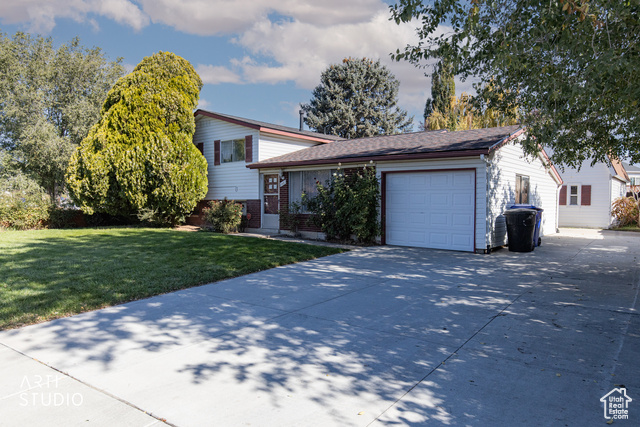 Photo 2 for MLS #2119481 at 1481 S Melanie Ln