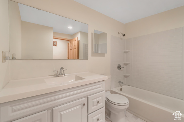 Photo 15 for MLS #2119488 at 390 S Salem Dr
