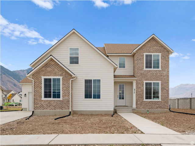 974 E 400 N #1
                     MLS #2119489