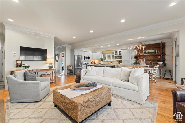 Photo 14 for MLS #2119492 at 1097 N Matterhorn Ct