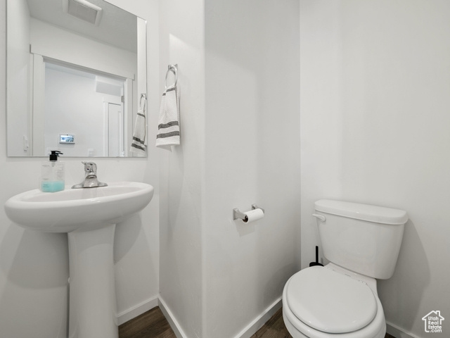 Photo 7 for MLS #2119504 at 1833 N Blue Iris Ave #1073