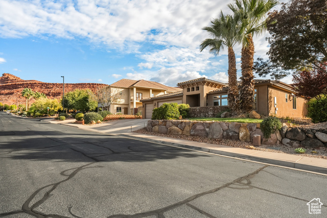 Photo 2 for MLS #2119506 at 2176 N Gunsight Dr