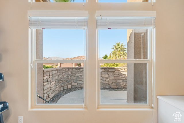 Photo 25 for MLS #2119506 at 2176 N Gunsight Dr