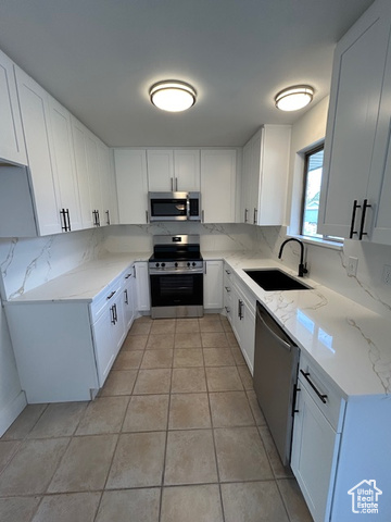 Photo 5 for MLS #2119508 at 704 W Daisy Ln