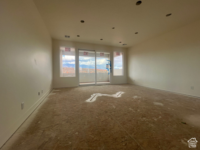 Photo 5 for MLS #2119512 at 4832 W 2820 South