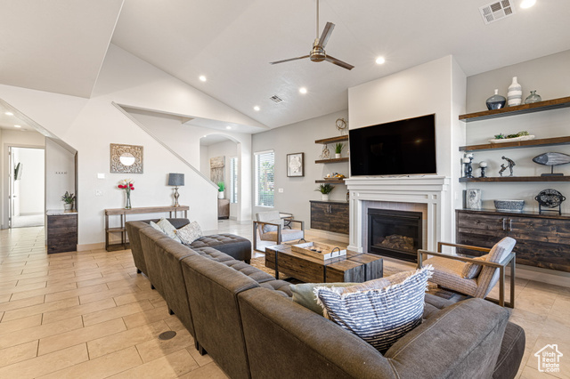 Photo 4 for MLS #2119515 at 3780 E Arcadia Dr #27