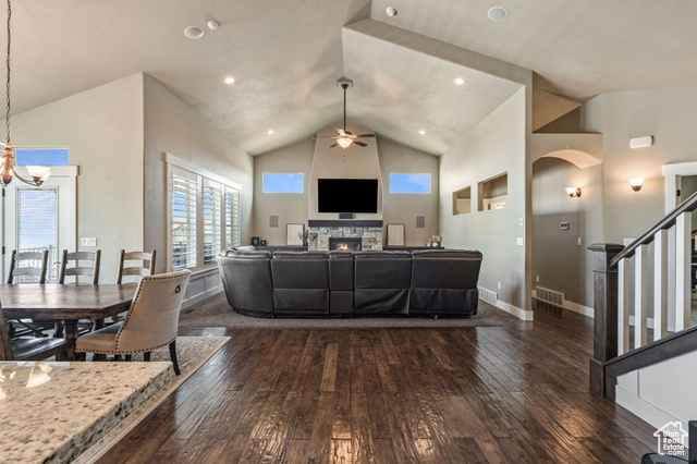 Photo 11 for MLS #2119521 at 5532 W Lookout Mesa Cir
