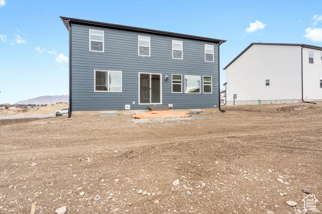 Photo 3 for MLS #2119537 at 1408 N Baen Way #239