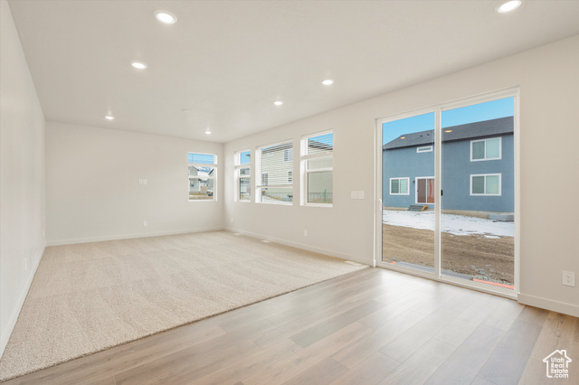 Photo 15 for MLS #2119537 at 1408 N Baen Way #239