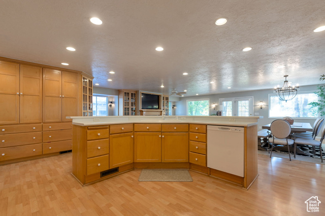 Photo 11 for MLS #2119541 at 913 W 2025 South
