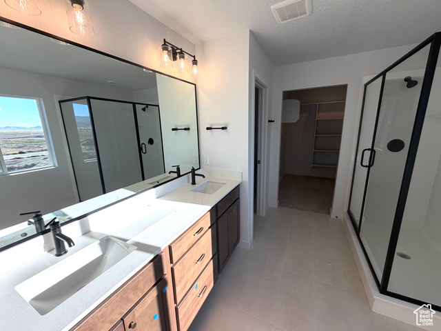 Photo 10 for MLS #2119551 at 2987 N Kingbird Dr #616