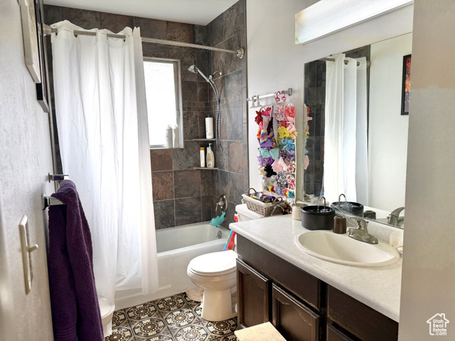 Photo 8 for MLS #2119557 at 690 Freedom Dr