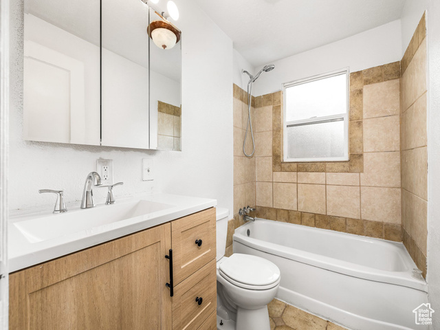 Photo 8 for MLS #2119558 at 588 E 400 North