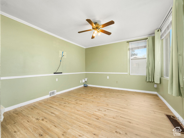 Photo 3 for MLS #2119558 at 588 E 400 North