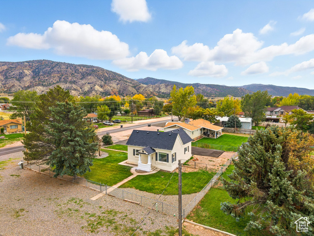 Photo 14 for MLS #2119558 at 588 E 400 North