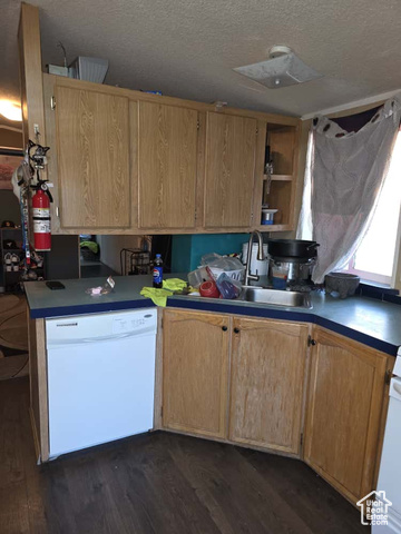 Photo 4 for MLS #2119566 at 37 W Crawford