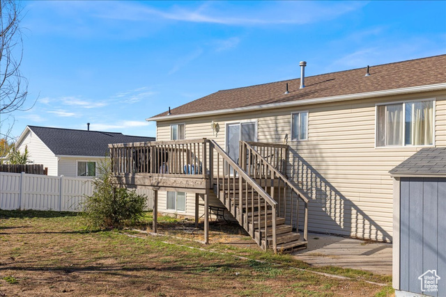 Photo 25 for MLS #2119571 at 656 E 220 North