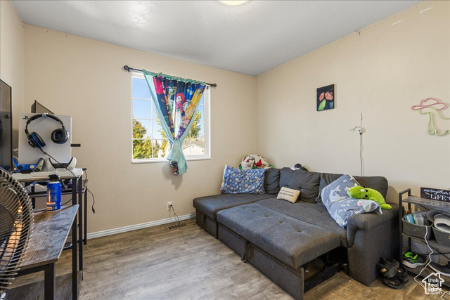 Photo 17 for MLS #2119571 at 656 E 220 North