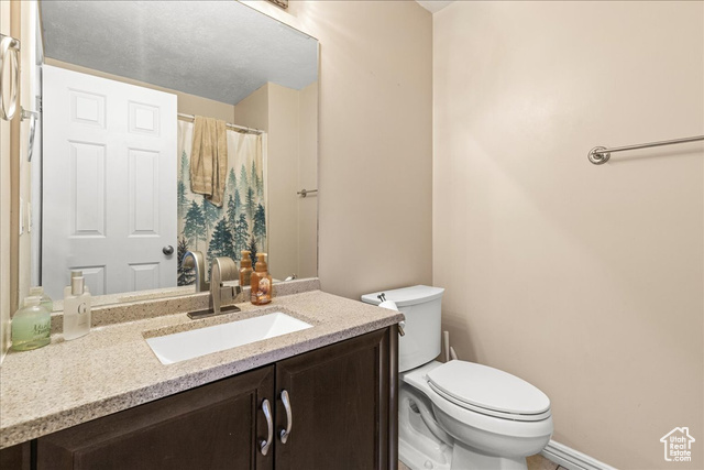 Photo 12 for MLS #2119571 at 656 E 220 North