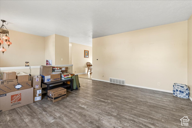 Photo 5 for MLS #2119571 at 656 E 220 North