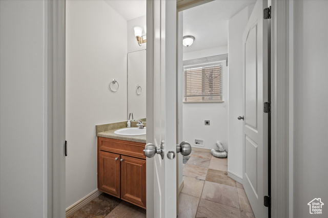Photo 19 for MLS #2119577 at 1952 E Meadow Downs Way