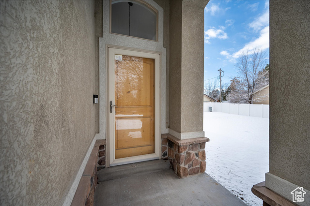 Photo 2 for MLS #2119577 at 1952 E Meadow Downs Way