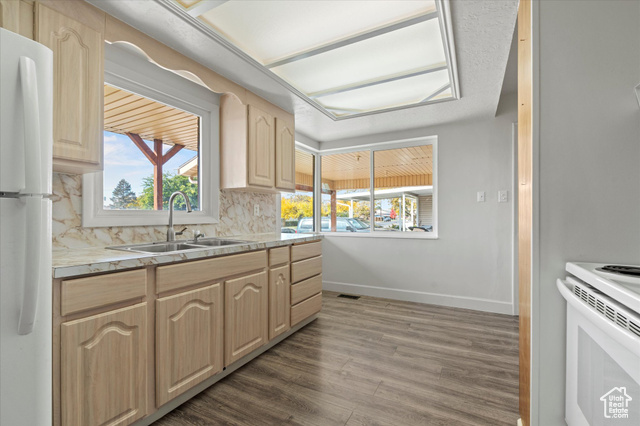 Photo 6 for MLS #2119579 at 422 N 100 East