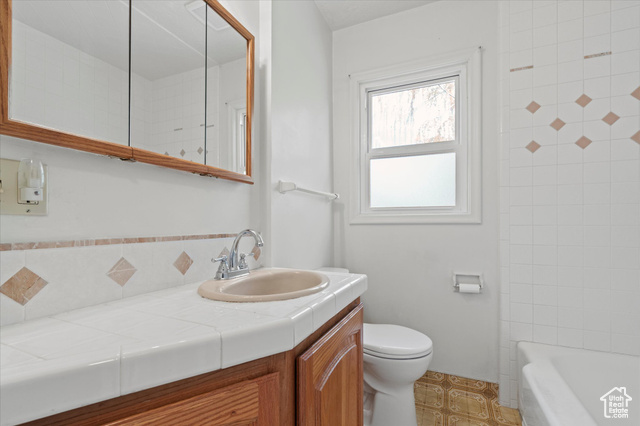 Photo 8 for MLS #2119579 at 422 N 100 East