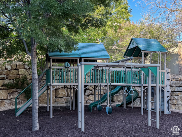 Photo 94 for MLS #2119582 at 1528 N Potomac Ave  #229