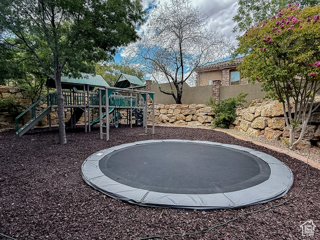 Photo 95 for MLS #2119582 at 1528 N Potomac Ave  #229