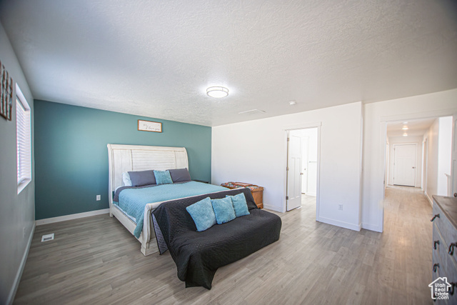 Photo 11 for MLS #2119583 at 15319 S Park Bluff Way