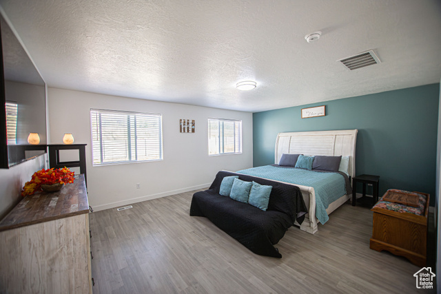 Photo 12 for MLS #2119583 at 15319 S Park Bluff Way