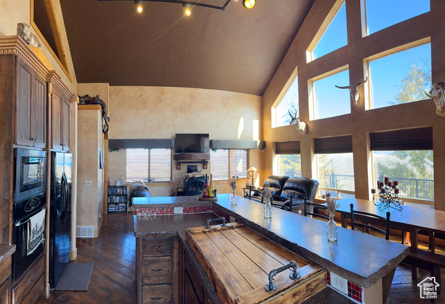 Photo 19 for MLS #2119584 at 3478 S Porcupine Cir