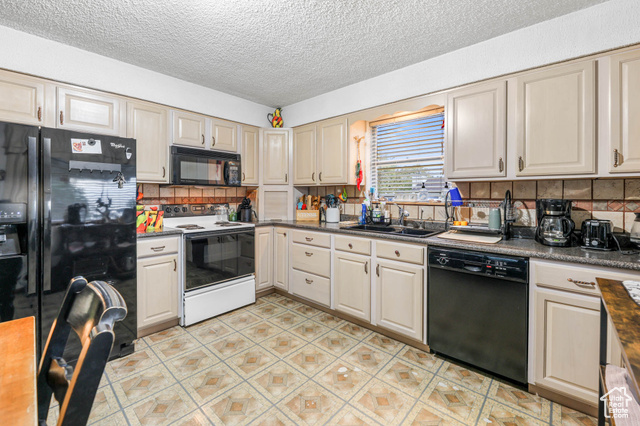 Photo 5 for MLS #2119588 at 453 W Vine St