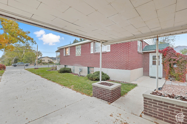 Photo 40 for MLS #2119588 at 453 W Vine St