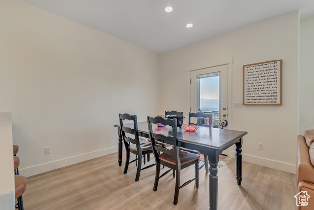Photo 10 for MLS #2119589 at 1017 W Vista Ridge Dr #120