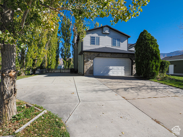 Photo 3 for MLS #2119593 at 133 N Lakeview #39