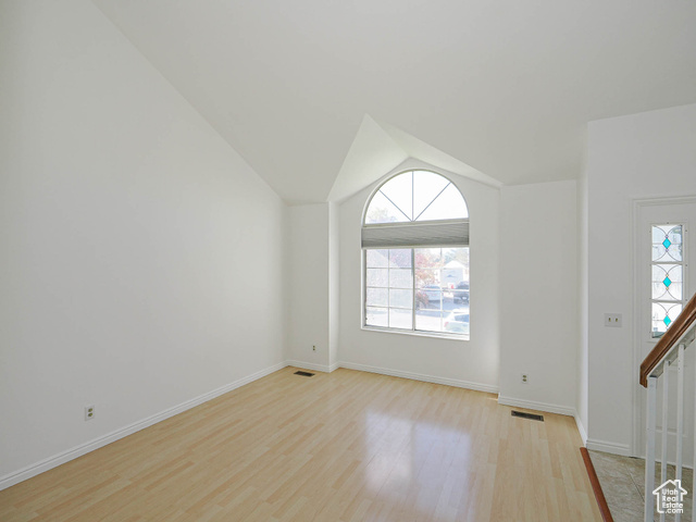 Photo 16 for MLS #2119593 at 133 N Lakeview #39