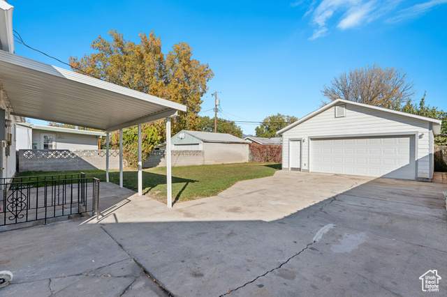 Photo 33 for MLS #2119594 at 993 S Montgomery St