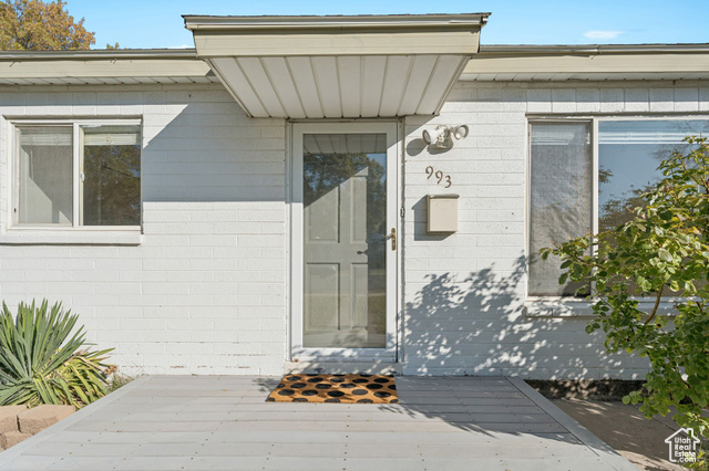 Photo 2 for MLS #2119594 at 993 S Montgomery St