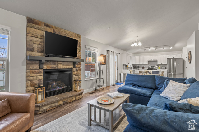 Photo 5 for MLS #2119599 at 215 S Flour Mill Rd #80