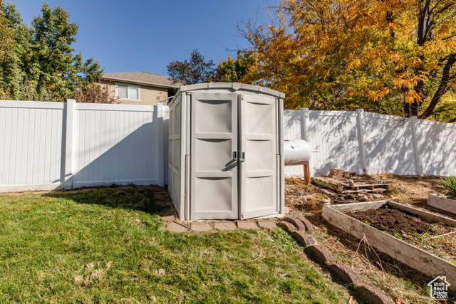 Photo 46 for MLS #2119601 at 890 E 450 South