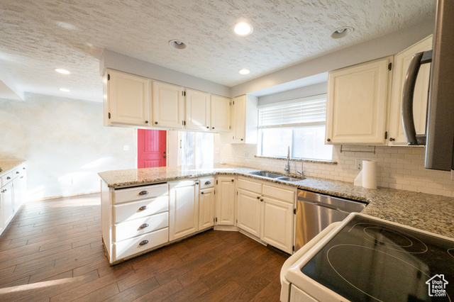 Photo 9 for MLS #2119605 at 1012 W 3550 North